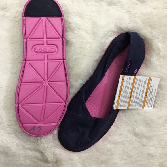 j5 crocs in women's